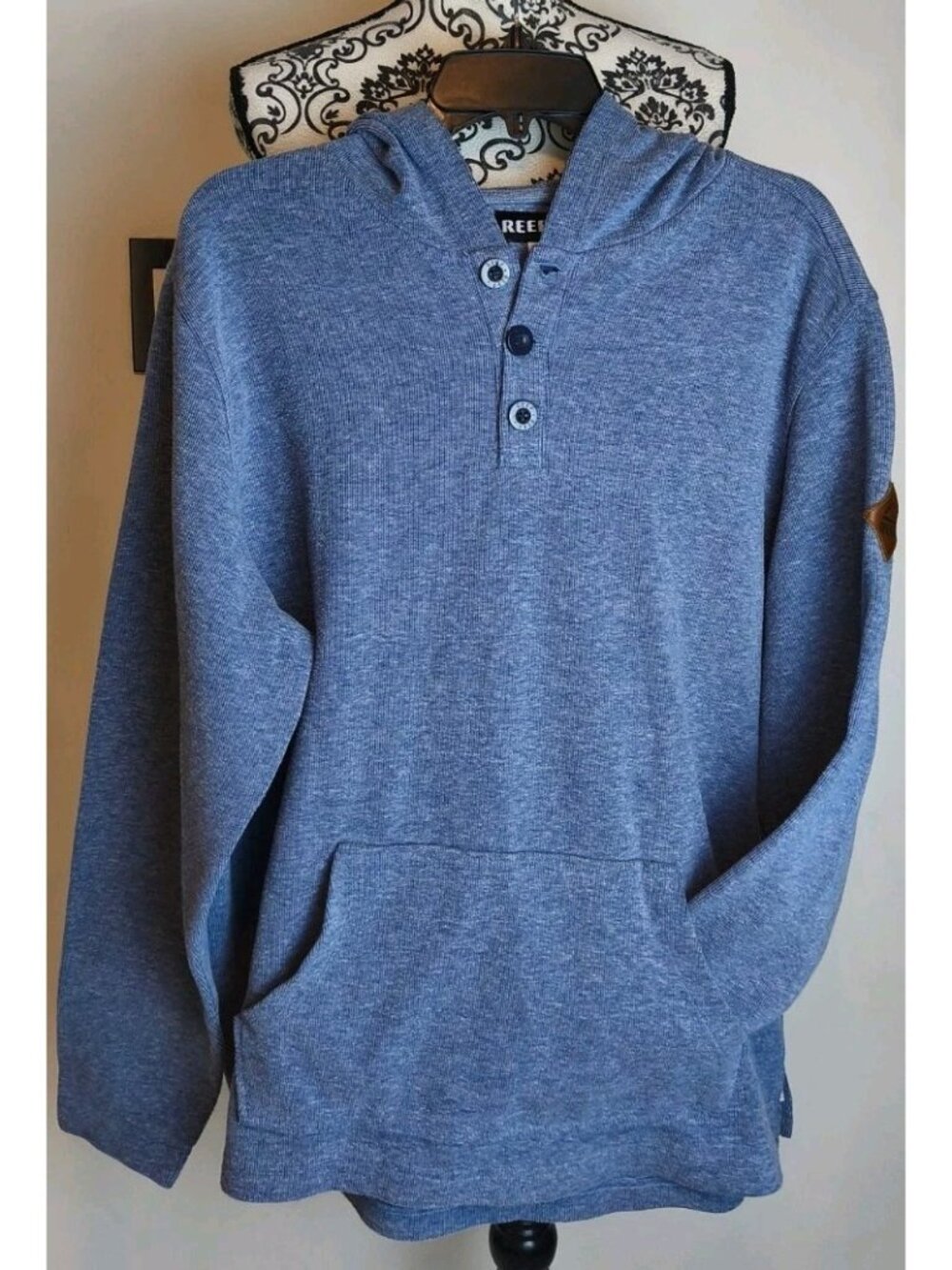 REEF Men's XL Blue Heather Hooded Henley Sweater Pullover Kangaroo Pocket